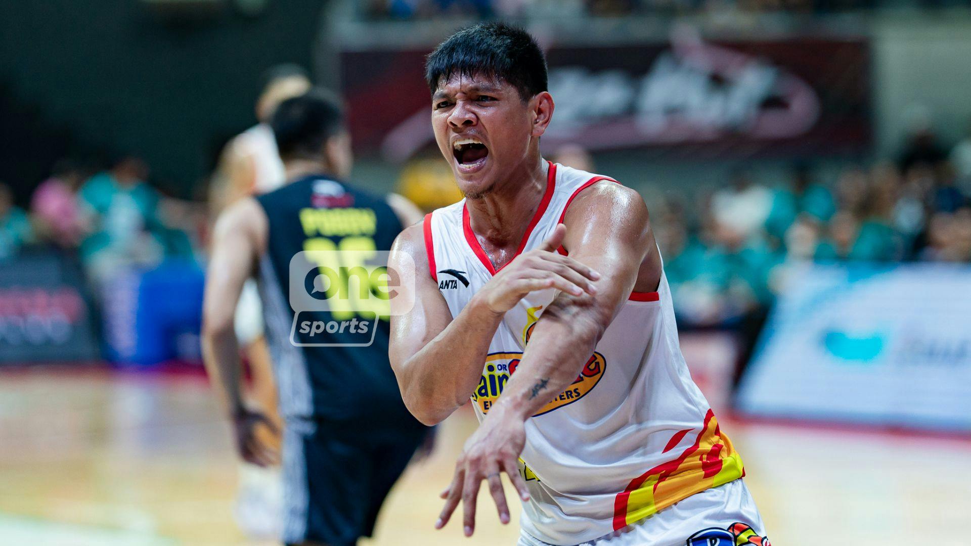 Rain or Shine pushes back, scores crucial Game 3 win over TNT in PBA Comm