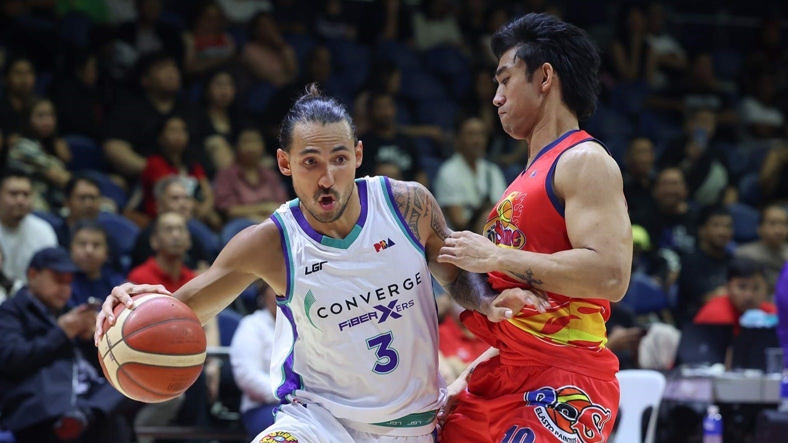 Converge downs Rain or Shine, gains headstart in PBA Commissioner