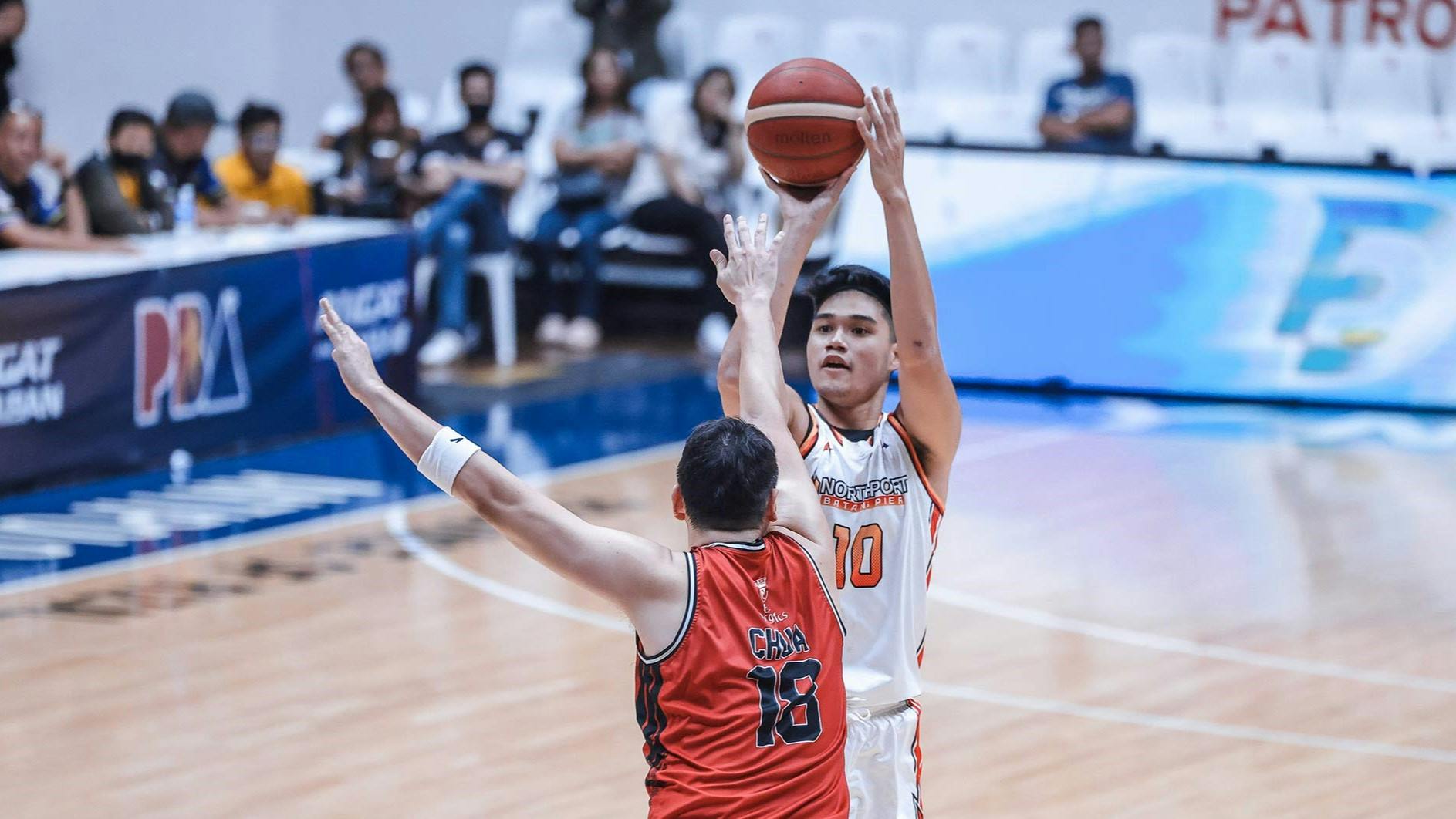 NorthPort crushes Blackwater, boosts bid for twice-to-beat edge in PBA Comm