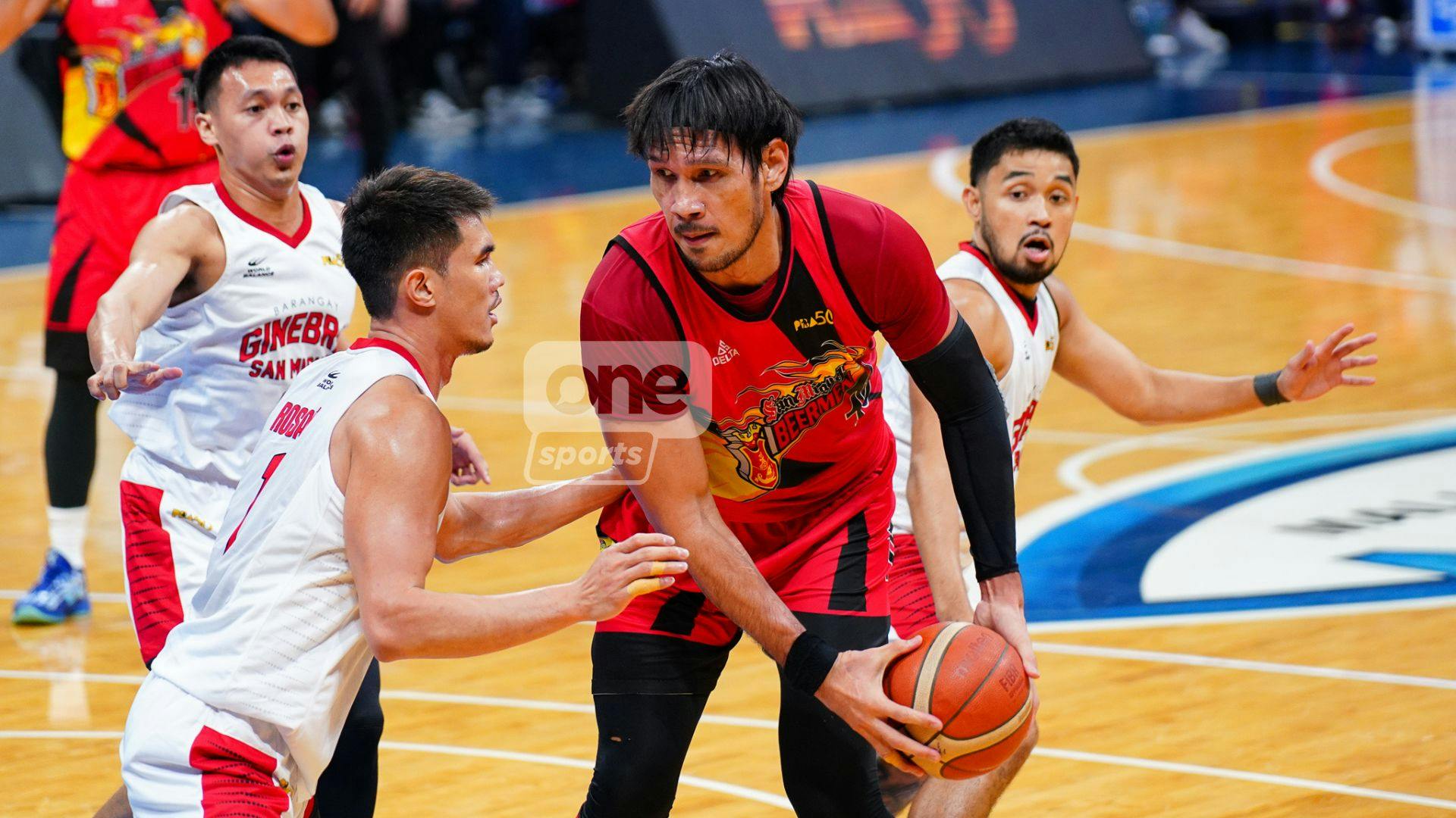SMB star Fajardo gets green light to play after sustaining calf injury in Game 1 loss
