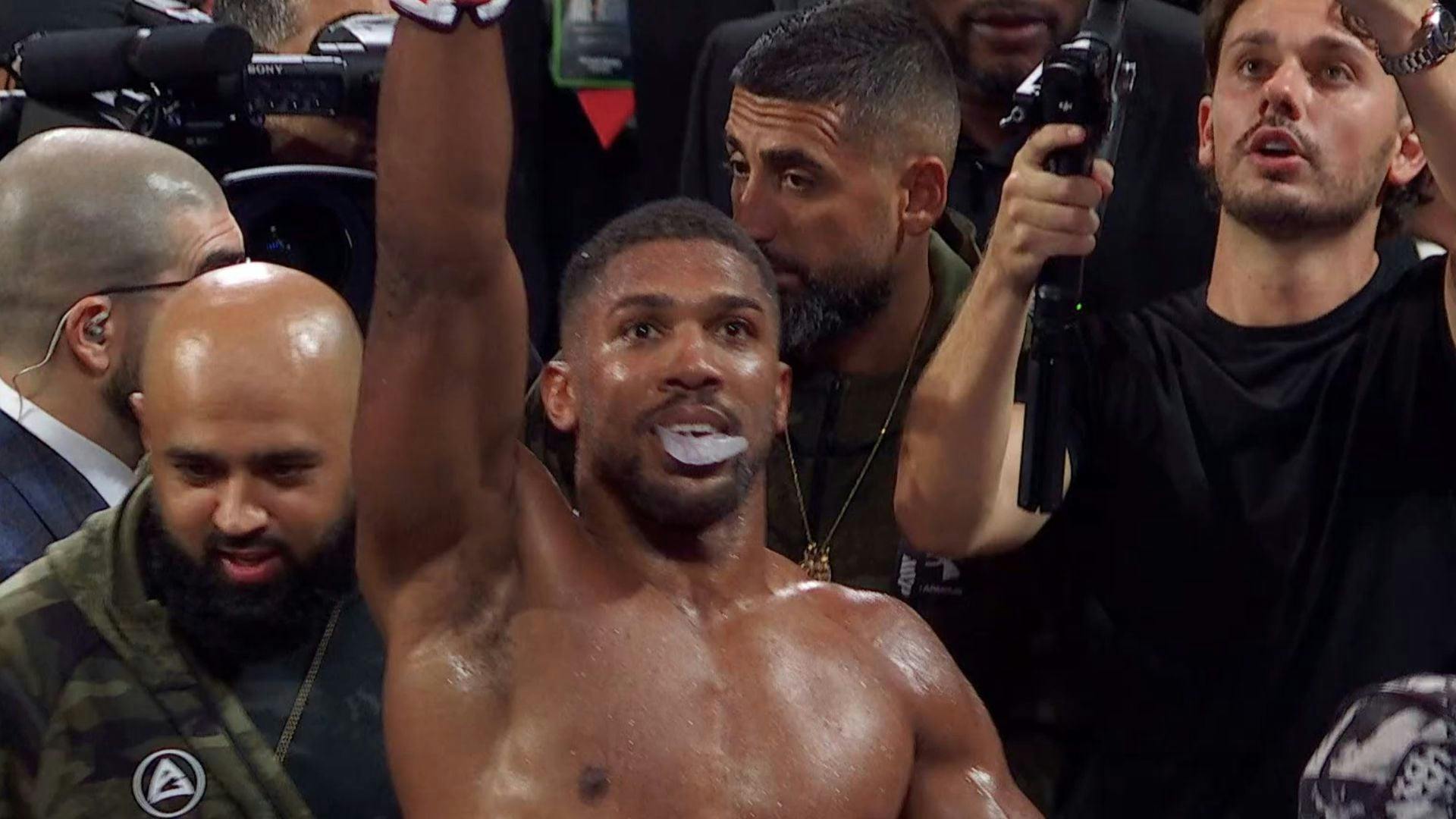 Anthony Joshua scores 6th-round KO of Jake Paul