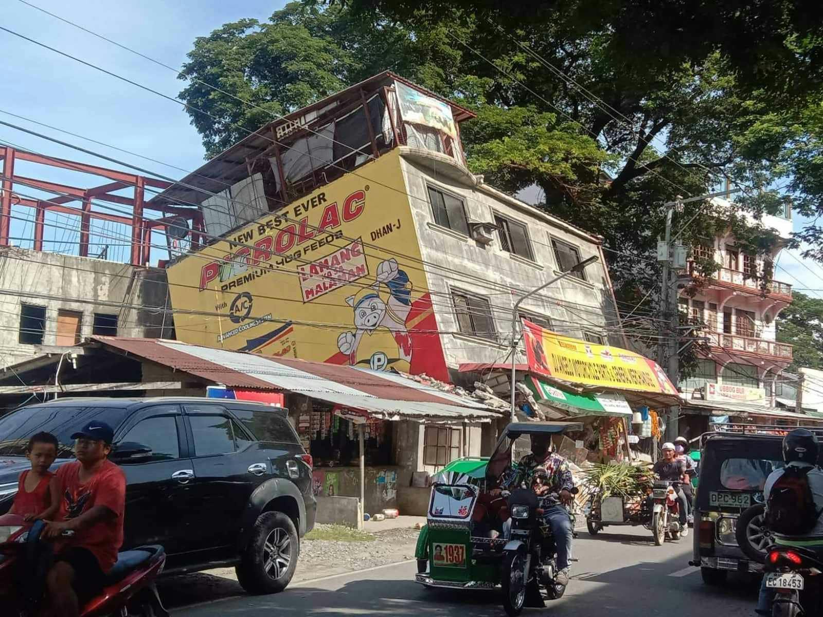 Powerful 7.3 Magnitude Earthquake Strikes Northern Philippines, Strongly Felt In Manila