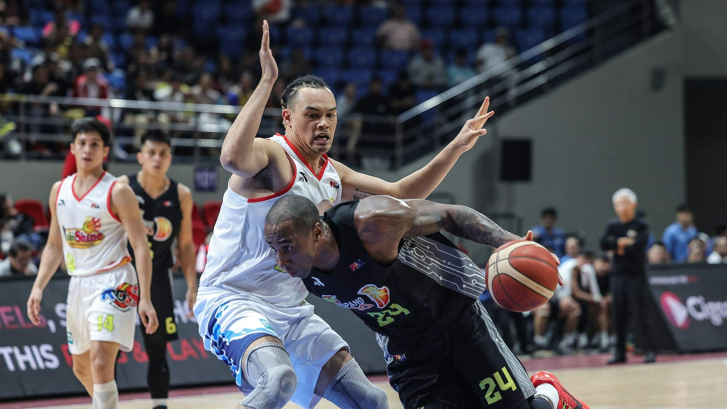 Rain or Shine frustrates TNT to claim 6th spot in PBA Commissioner