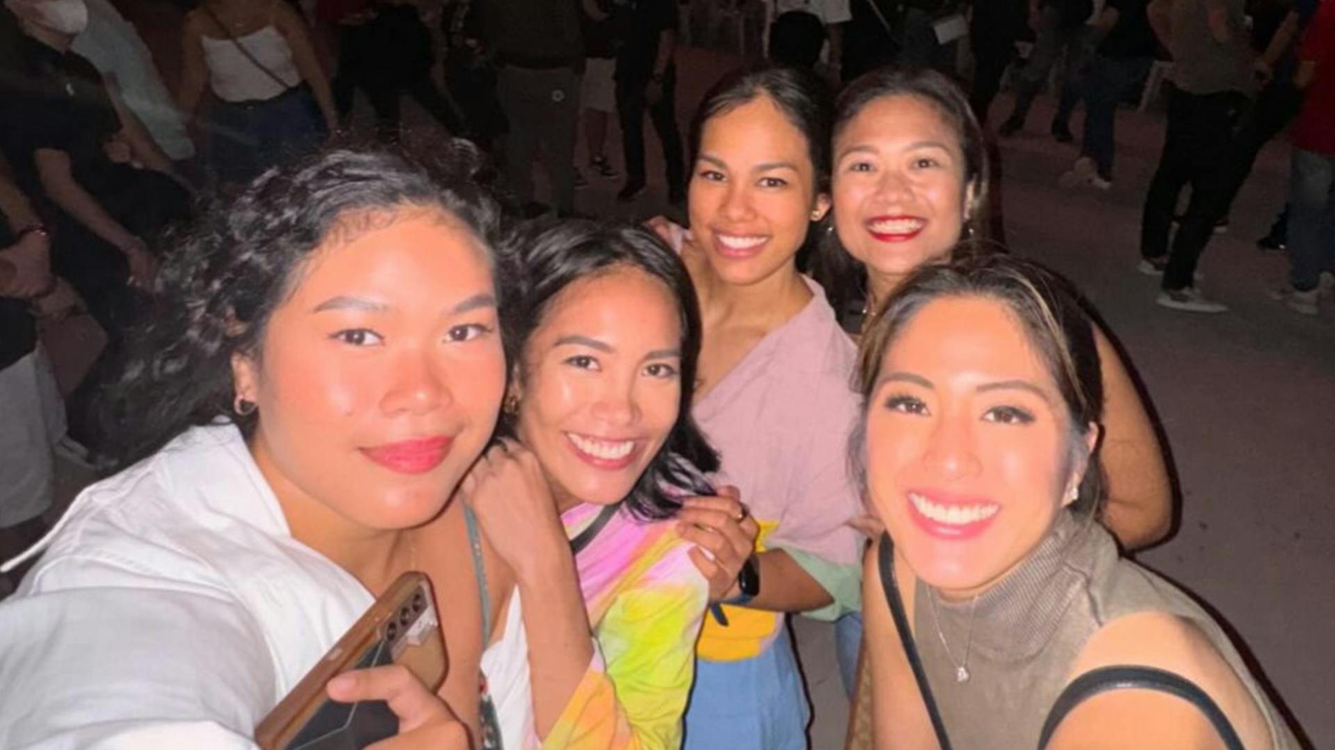 Reunion Inside a Reunion: Ateneo Lady Eagles come together for #RivermayaTheReunion concert