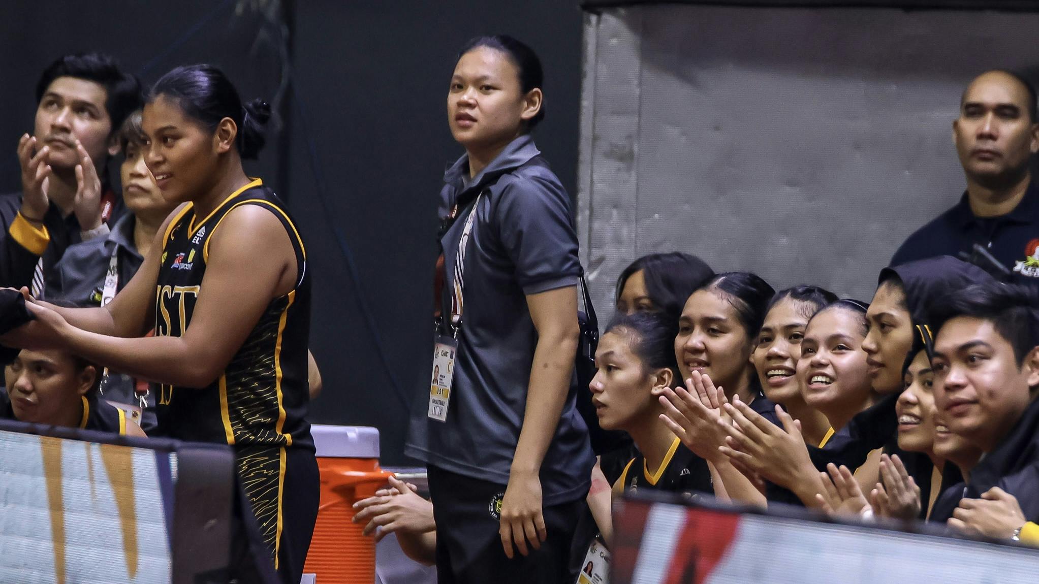 UAAP: Coach Haydee Ong underscores role of graduates Tantoy Ferrer, Nikki Villasin in UST