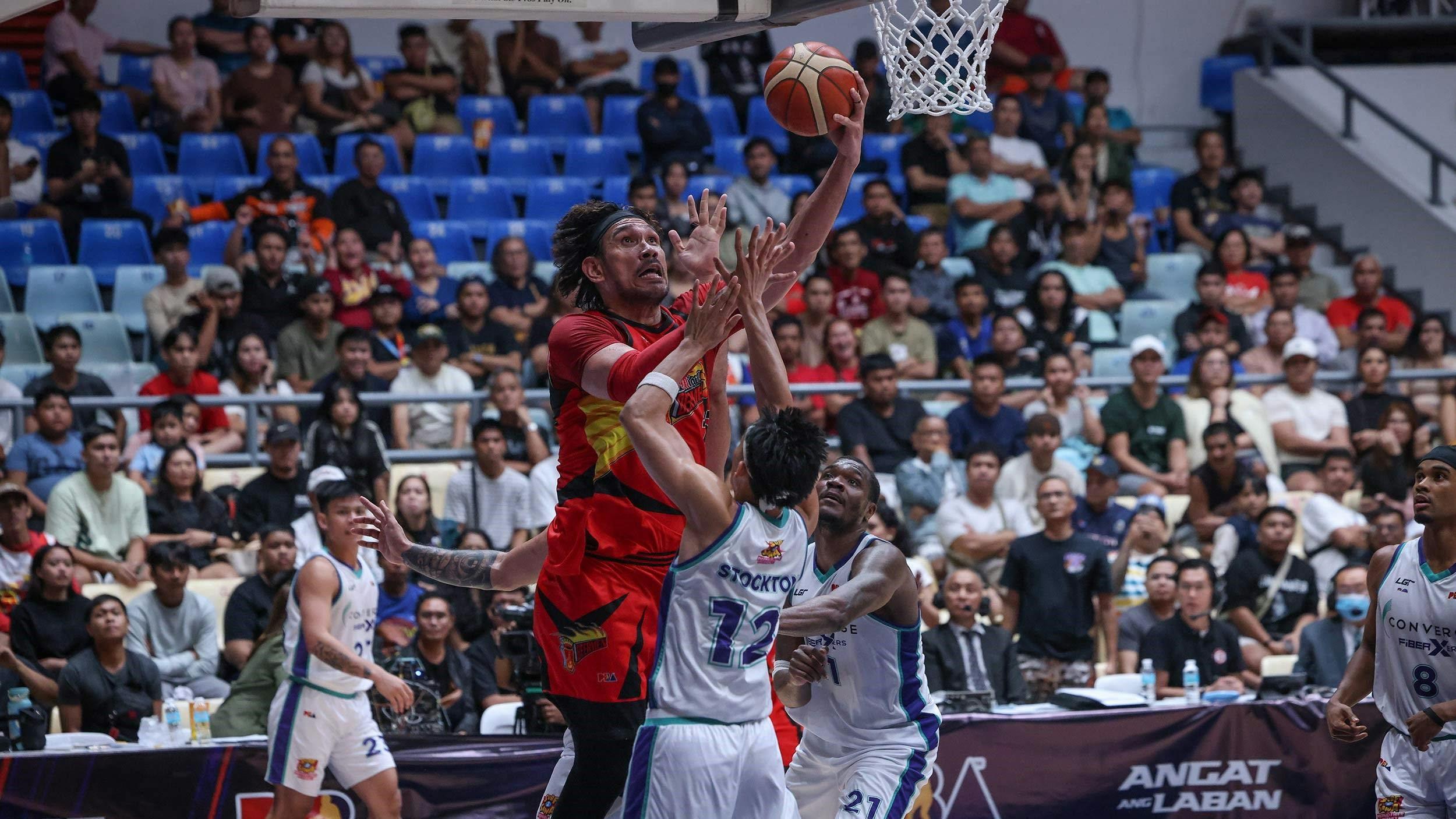 June Mar Fajardo posts monster 40-24 double-double as San Miguel denies Converge in Game 5