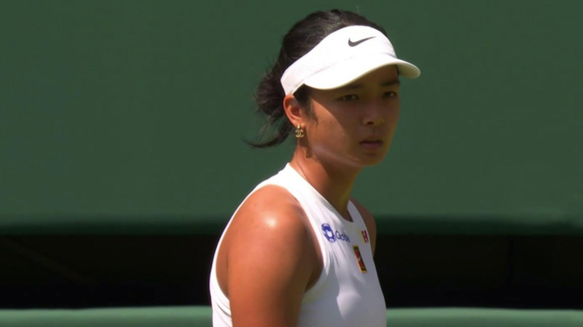 Alex Eala fails to sustain strong start, drops Wimbledon opener to defending champ Krejcíková