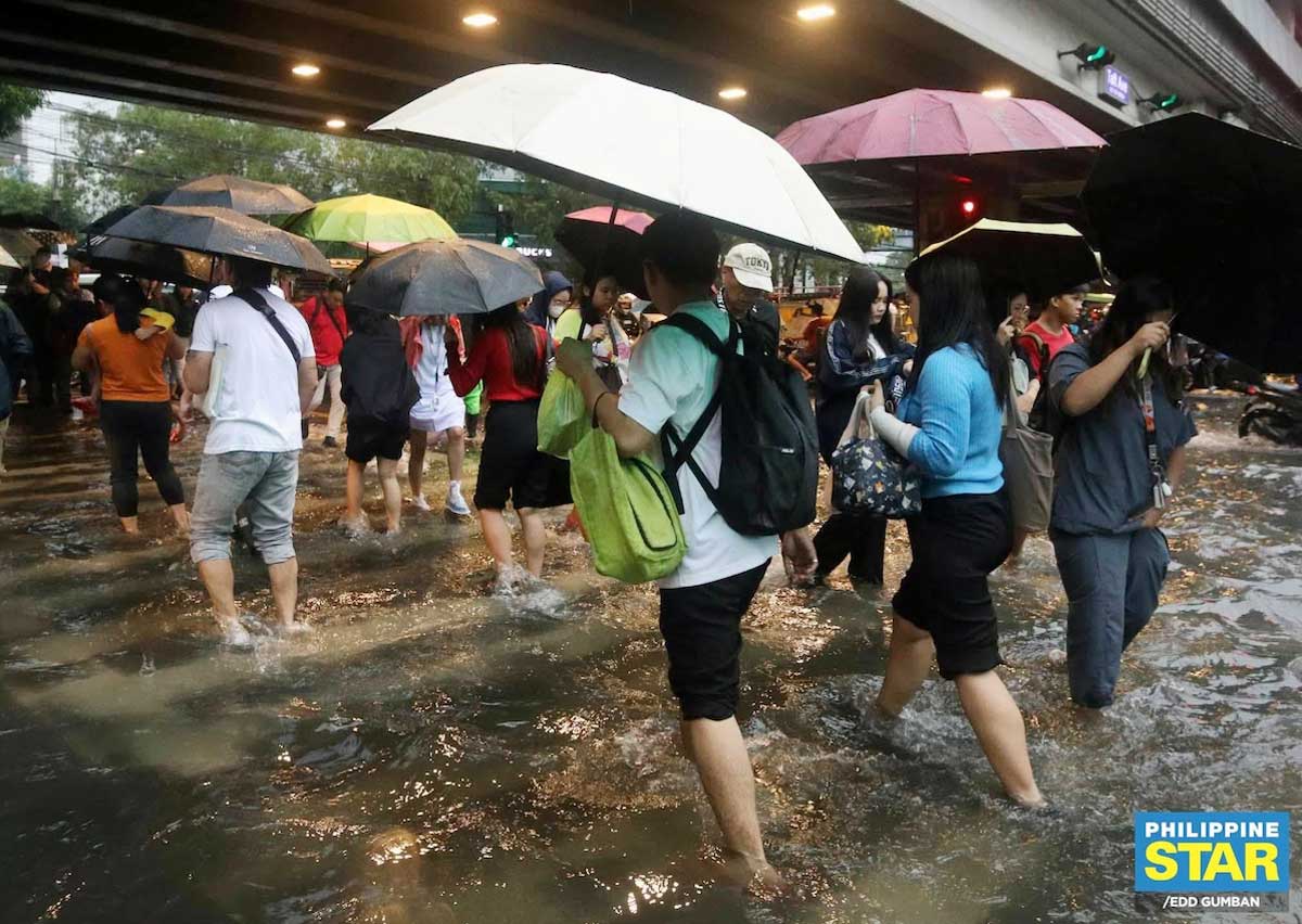 Heavy Rainfall Still Expected Today, Aug. 18, As Ondoy-like Rains Hit Metro Manila on Monday, Aug. 17