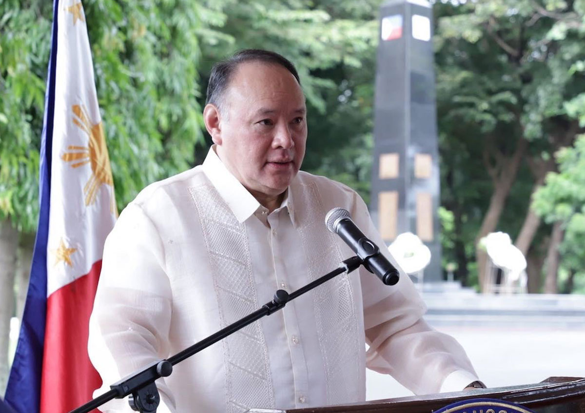 DND Chief Rejects New Peace Talks With Reds