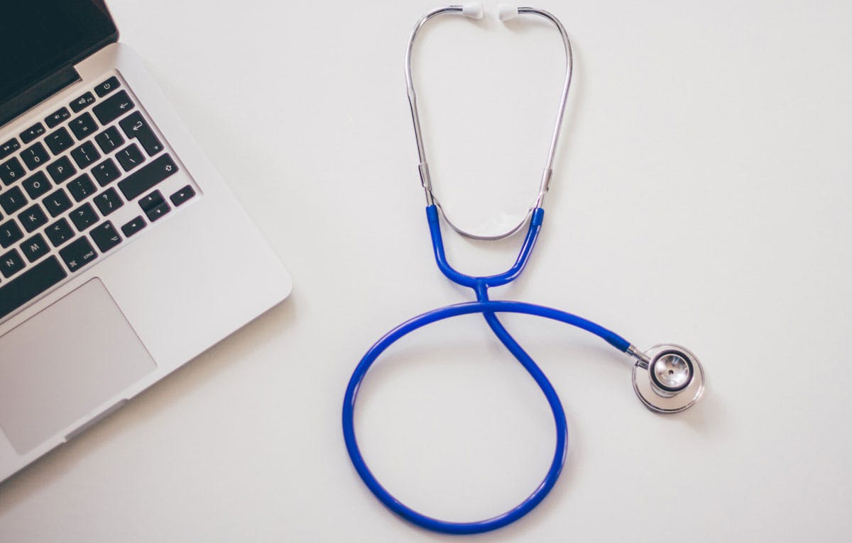 Duterte Urged To Sign Bill Granting Scholarship To Doctor Wannabes