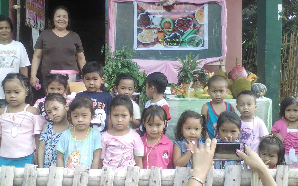 Teacher Who Hugged Students During N. Cotabato Quake Loses Home, Needs Help