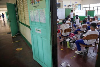 DepEd: Use Both English, Filipino To Teach In K-3 