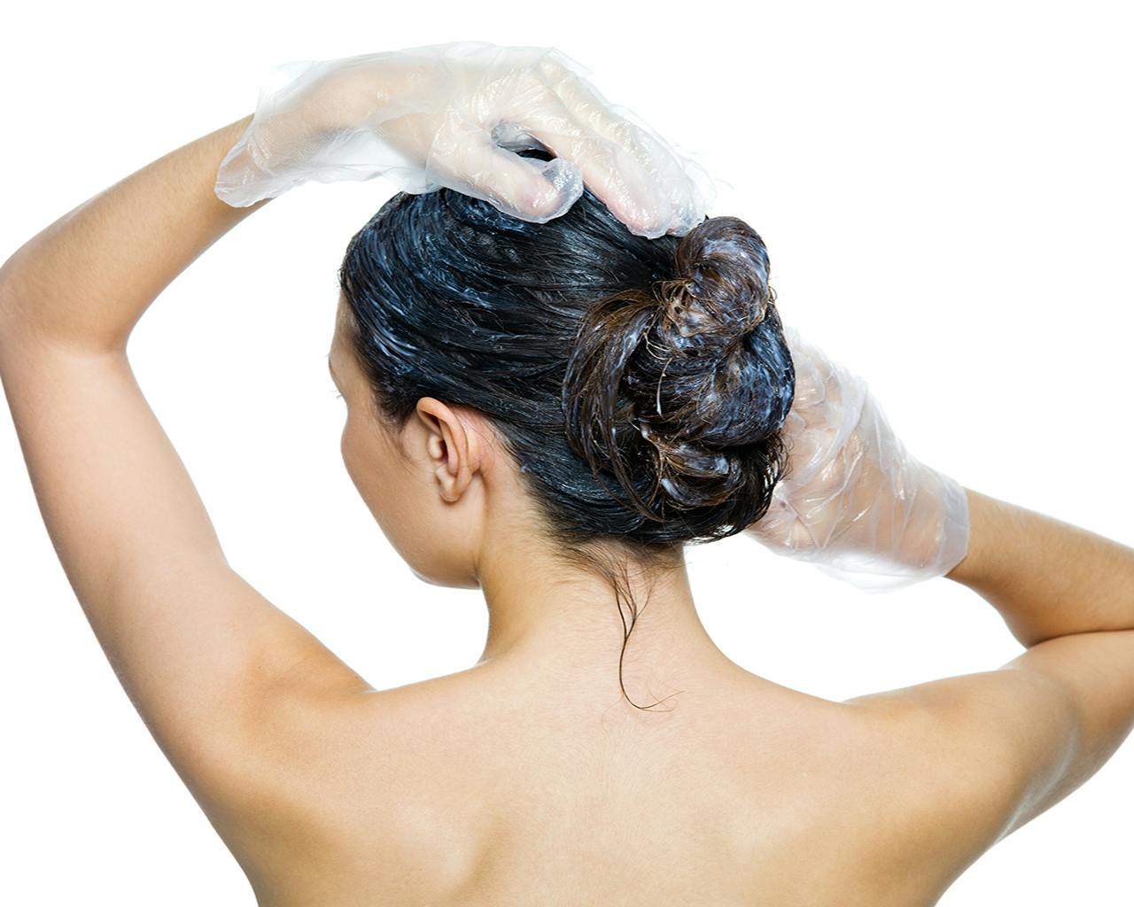 DIY Dye? Avoid Hair Coloring Disasters At Home With These 7 Tips From The Pros