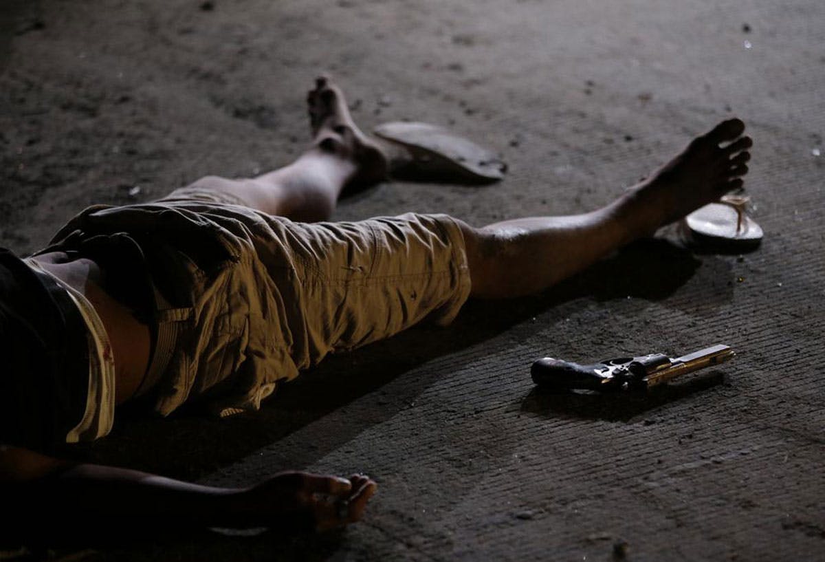 Marcos Touts ‘Bloodless’ Drug War, No ‘Extermination’