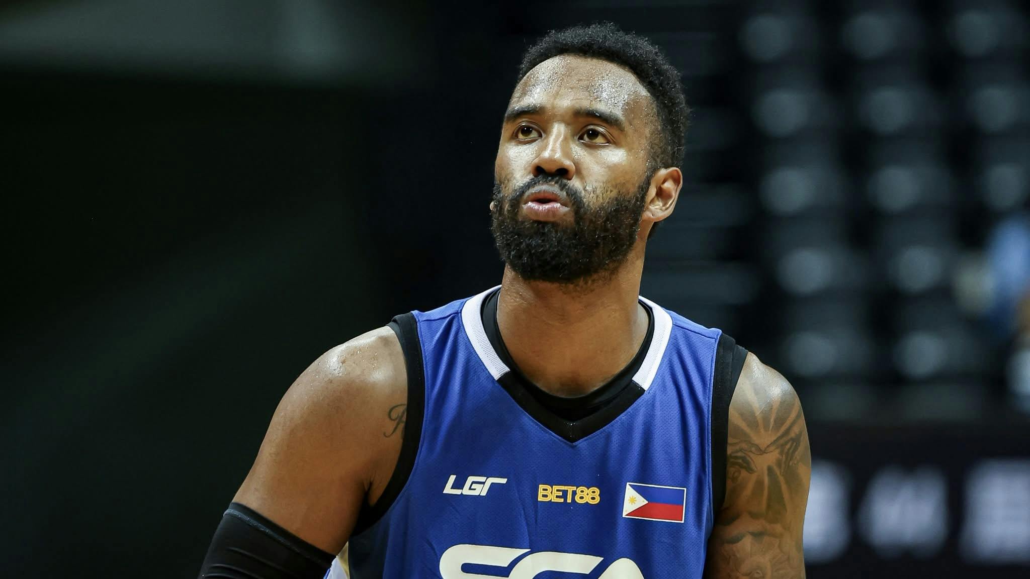 DJ Fenner powers Strong Group past Qatar for 3-0 start in Jones Cup