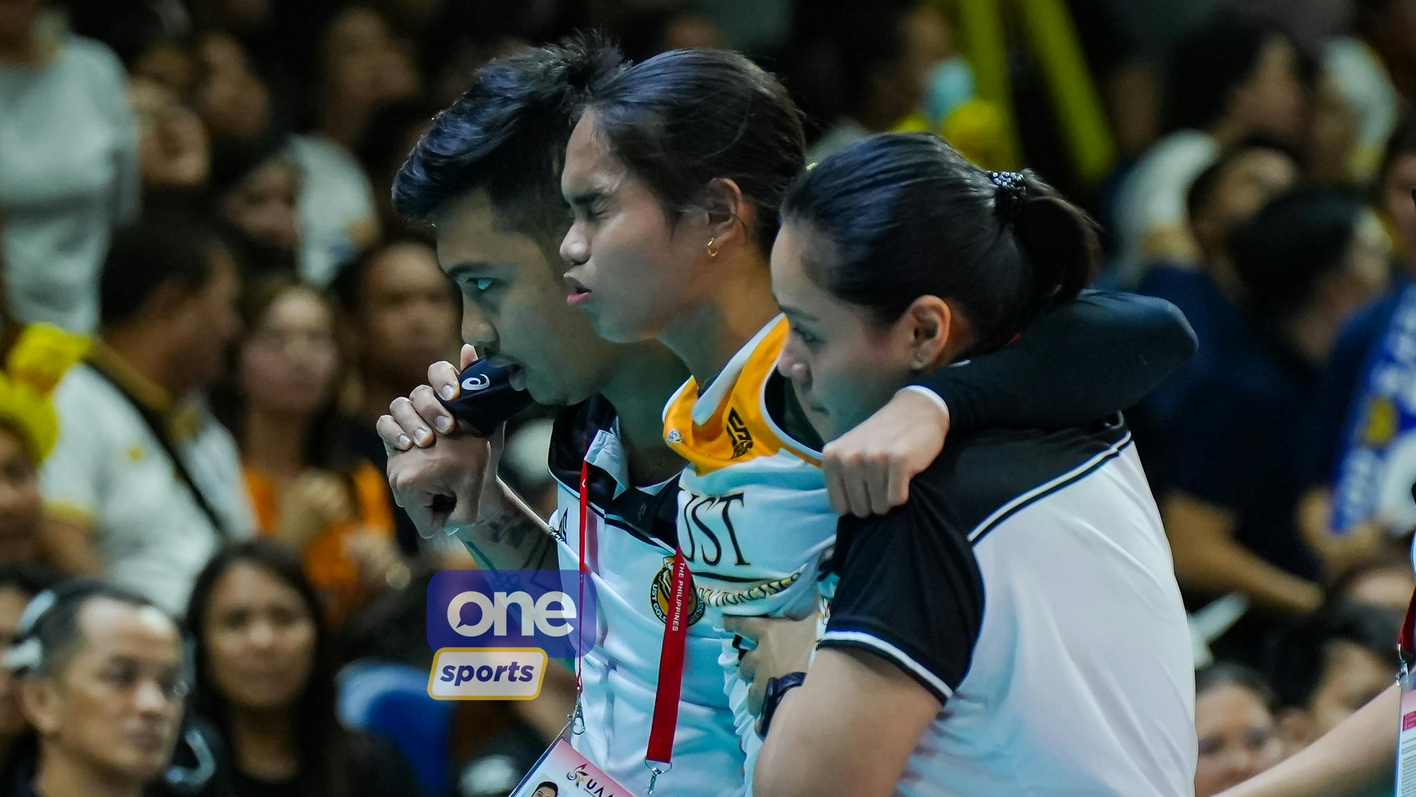 UAAP: UST star Angge Poyos exits Game 1 of the Finals after apparent ankle injury