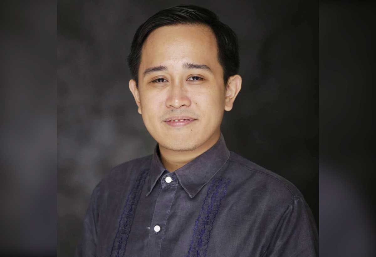 Ateneo Teacher On A Mission To Bring Back Phl History In High School