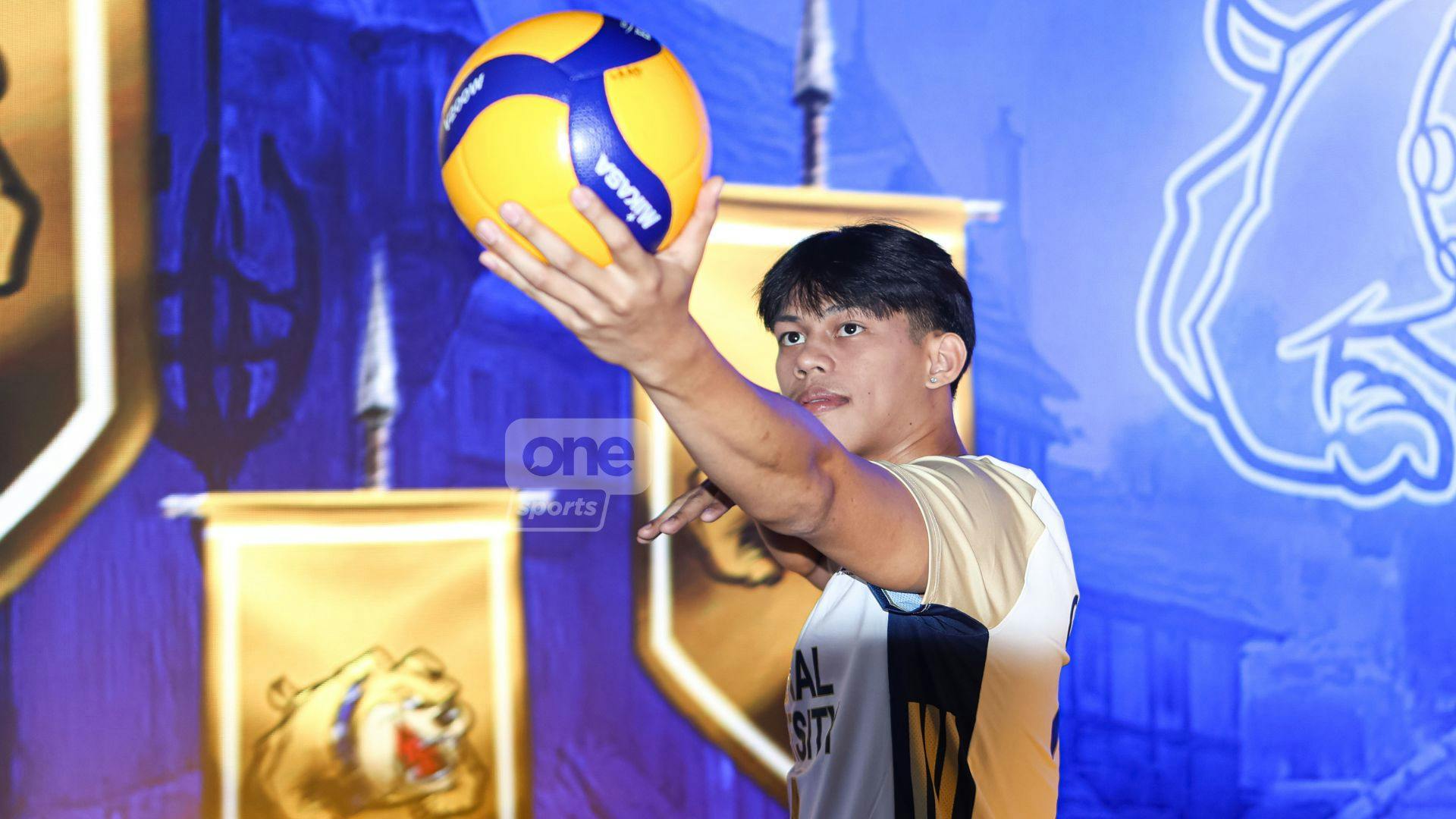 Leo Ordiales, NU stay focused amid pressure of 6-peat chase in UAAP volleyball