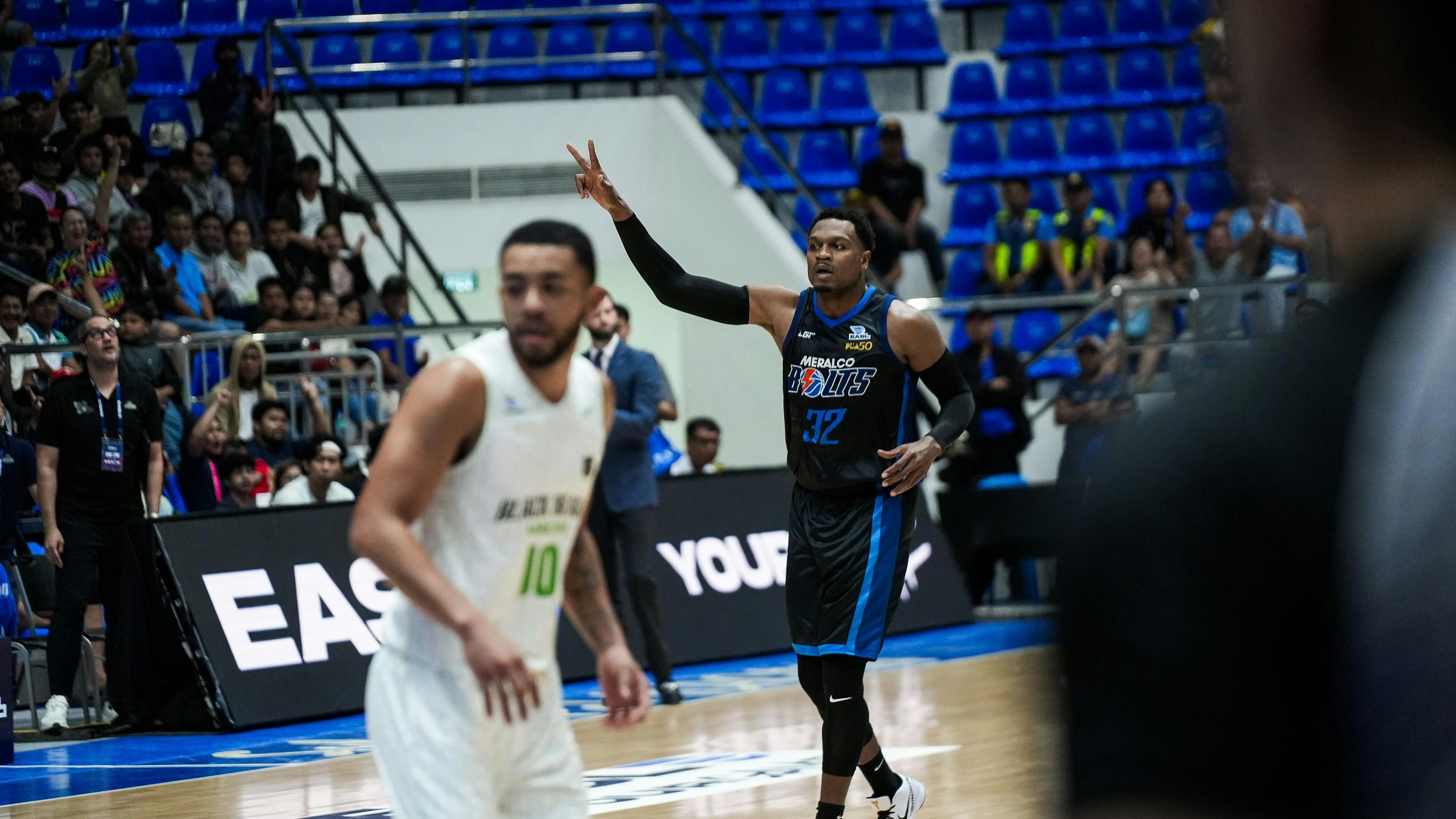 Justin Brownlee gets winning EASL debut with Meralco, but RHJ exits with apparent injury