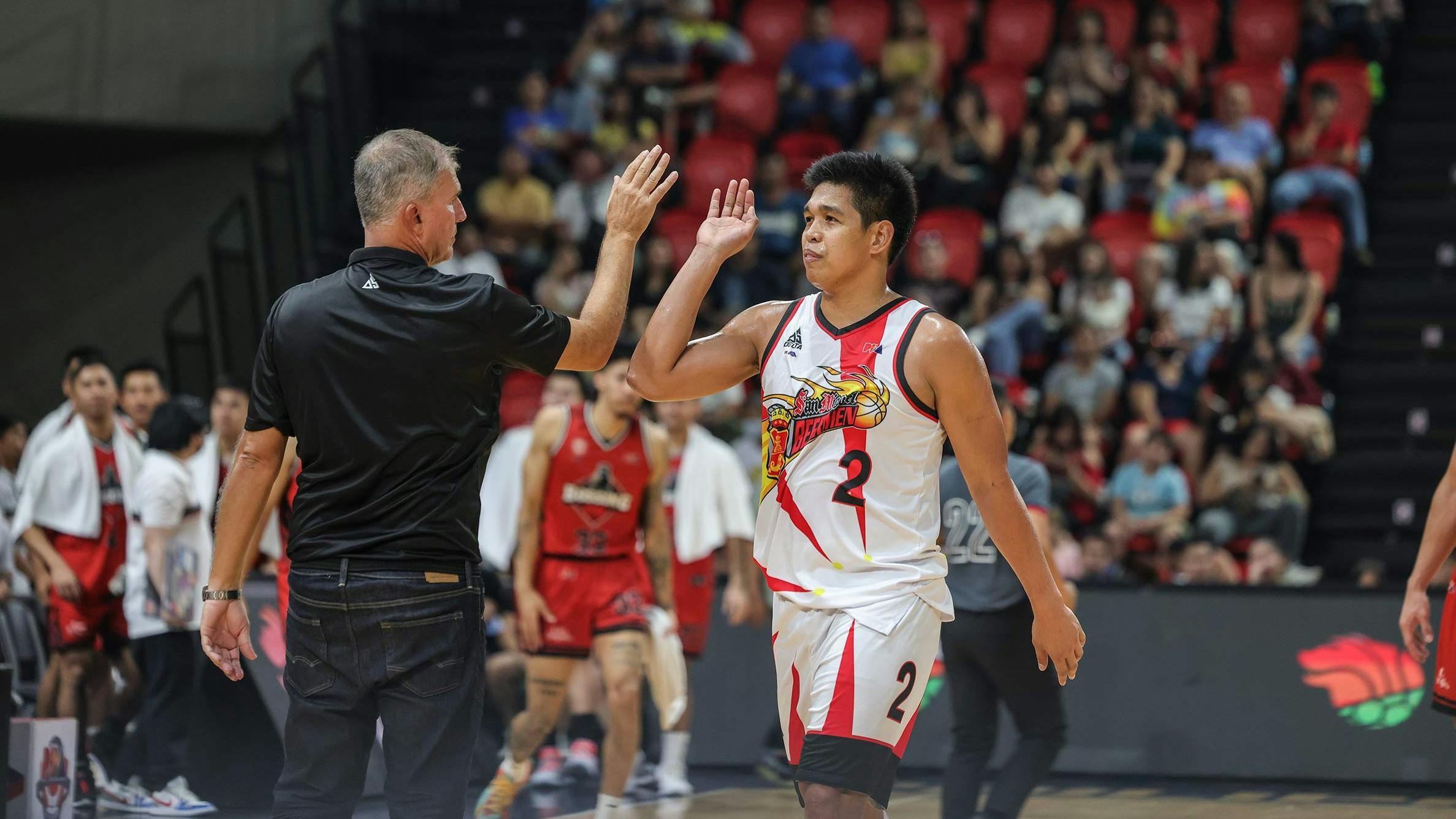 PBA: San Miguel goes 10-0 on day Beermen retire Arwind Santos’ jersey ...