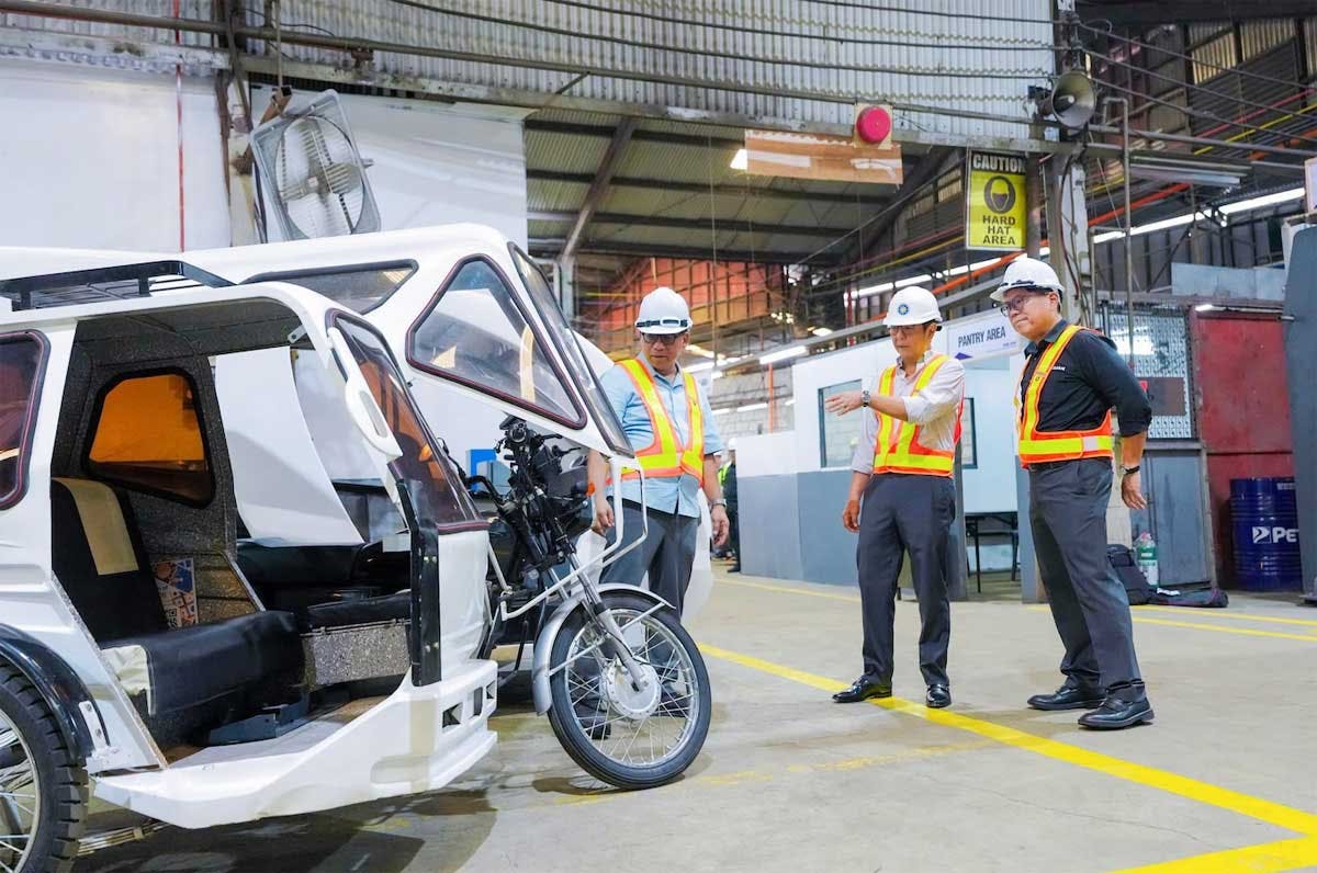 Marcos Backs Homegrown EV Production, Starting With E-Trikes