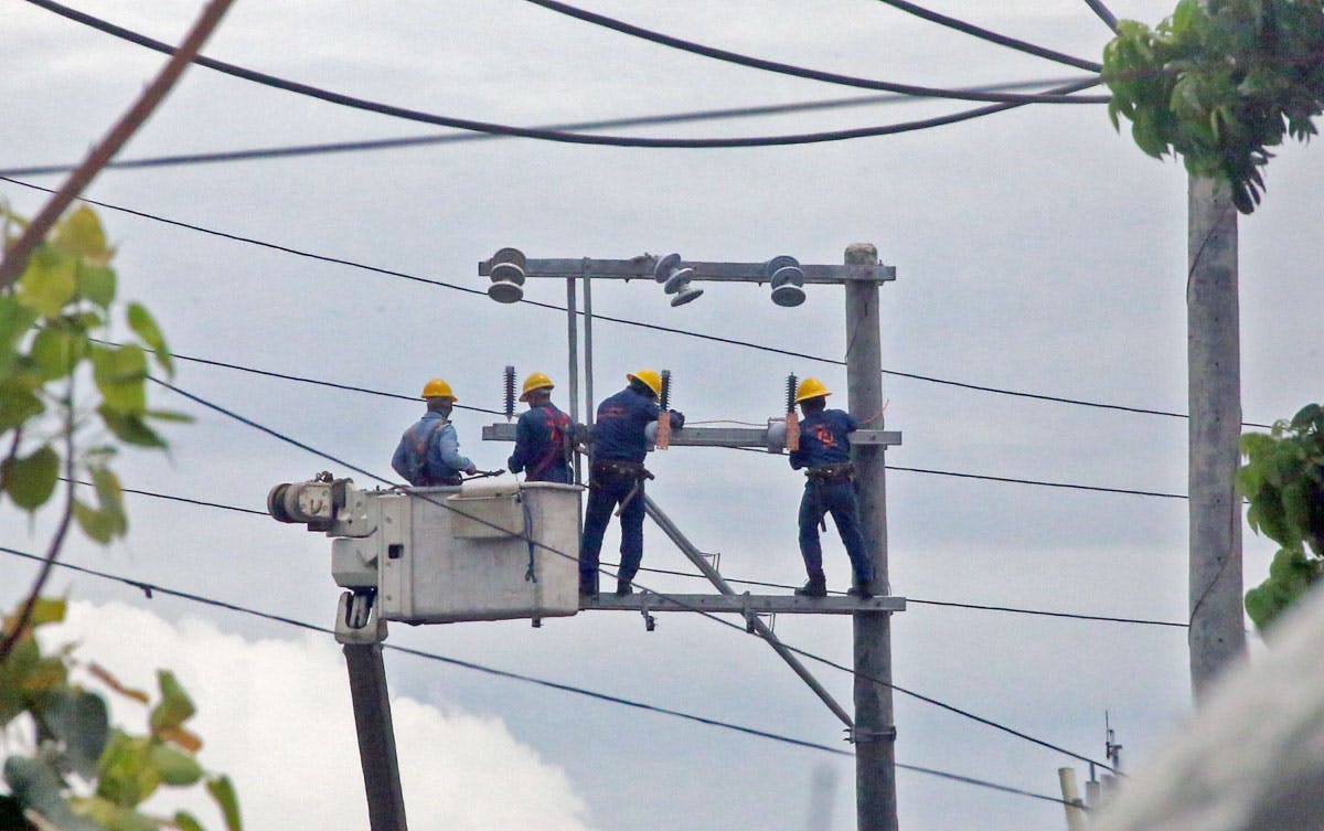 Senate, House To Probe Power Outages; Energy Chief Apologizes