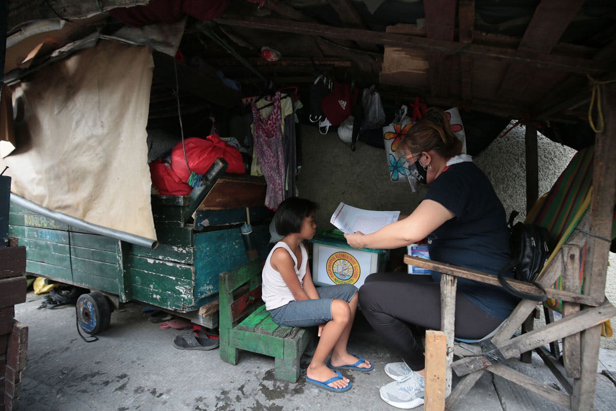 Duterte Now Wants Students To Graduate: Limited Face-To-Face Classes Allowed Starting January But Not Mandatory