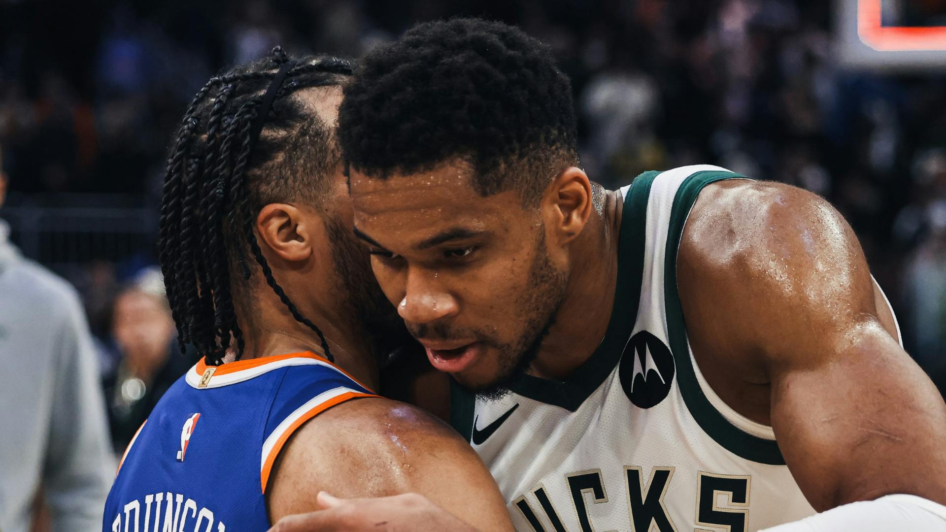NBA: Giannis drops 37 as Bucks pull away late to beat Knicks