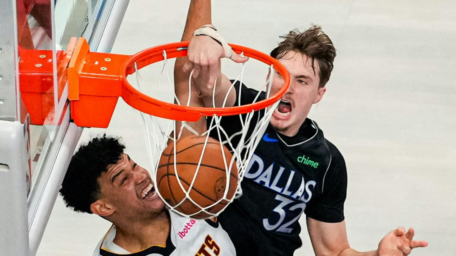 Flagg, AD combine for 64 as Mavericks take down Nuggets again