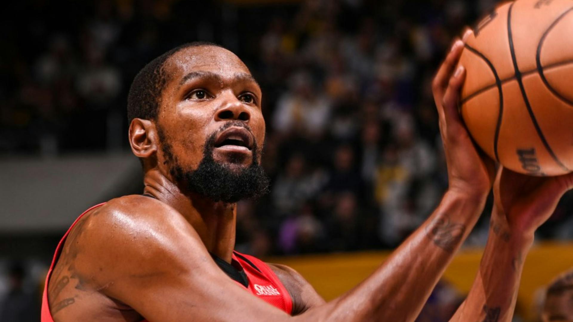 Durant, Rockets crush Lakers on NBA Christmas showdown