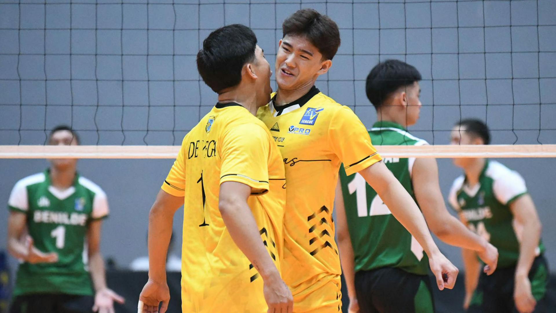 UST Golden Spikers fend off debuting Blazers to stay unbeaten in V-League