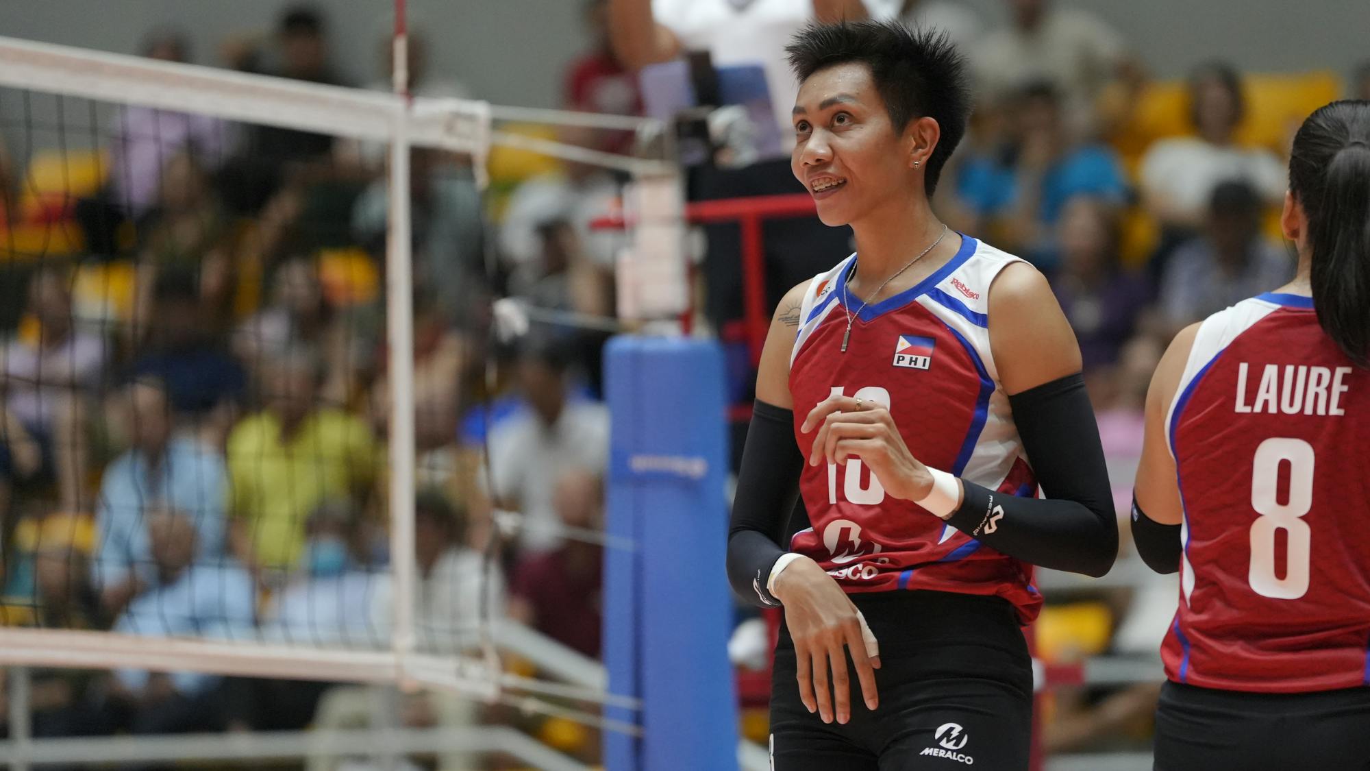 Dell Palomata deflects credit to Alas teammates, coaches for AVC Best Middle Blocker plum