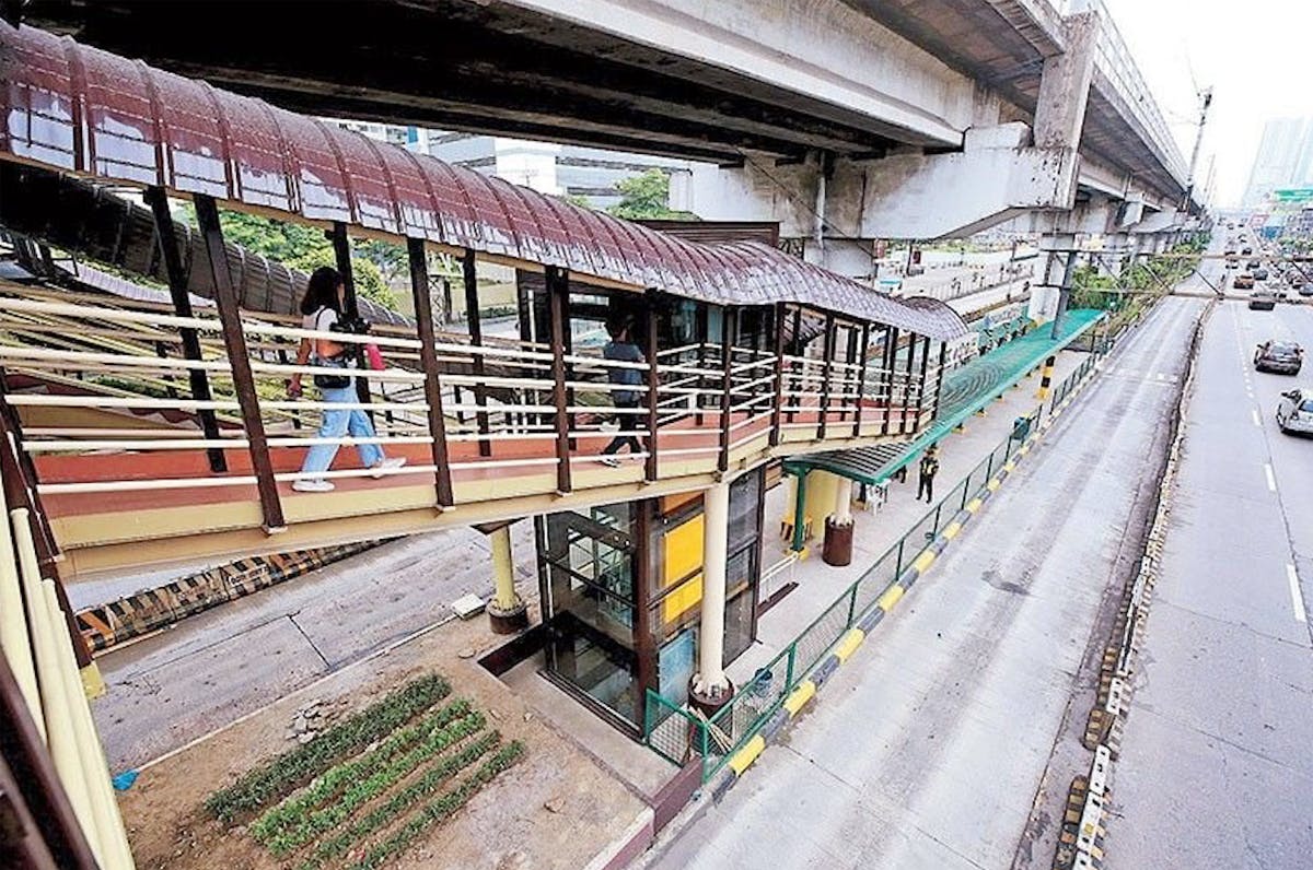 MMDA Slammed For ‘Steep’ PWD Ramp