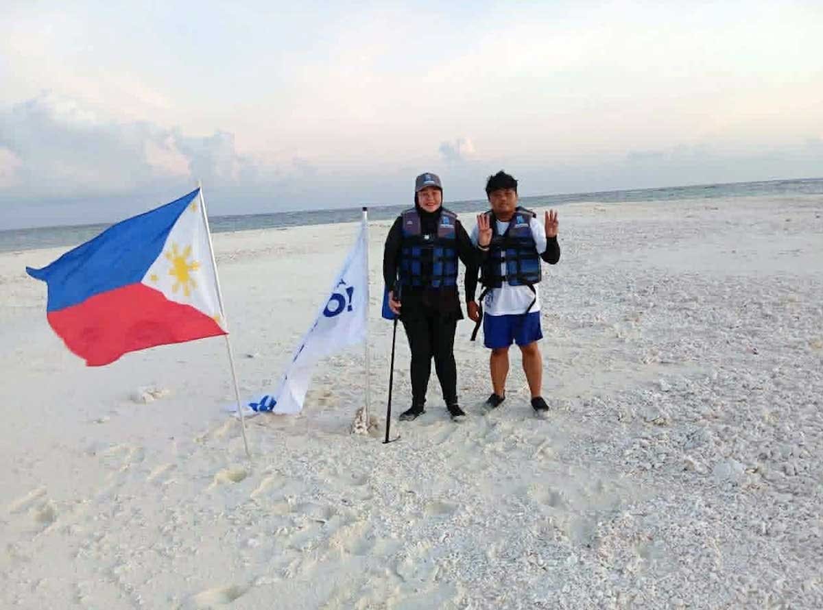 WITH VIDEO | Philippine Flag Planted On Sandy Cay