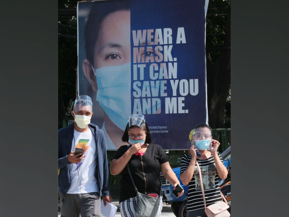 Duterte Lifts Mandatory Use Of Face Shields Outdoors