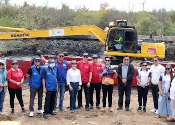 SMC Brings River Cleanup Program To Cebu To Help Ease Flooding