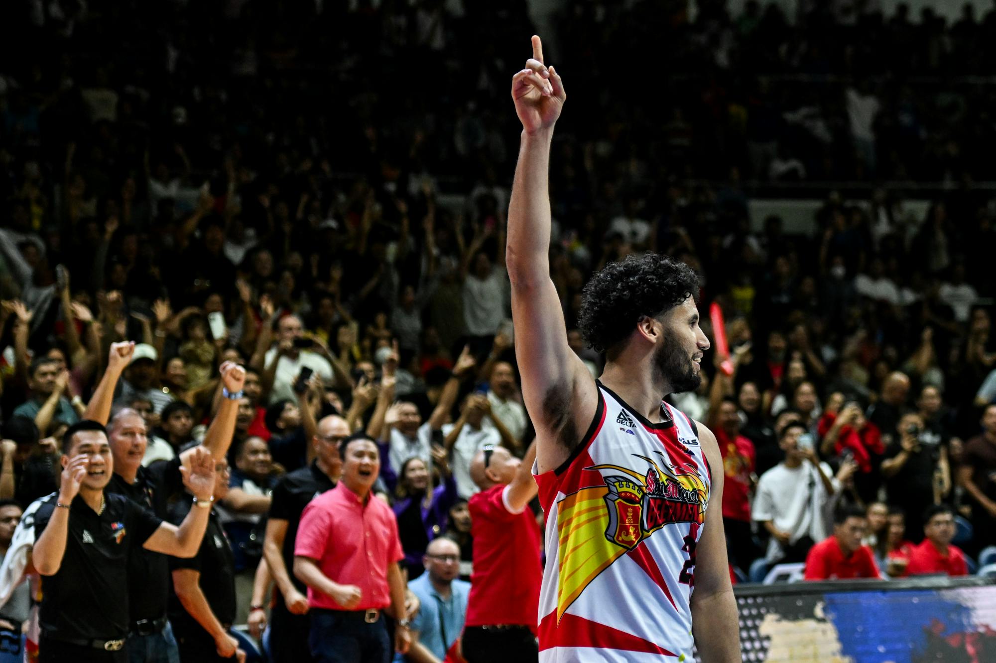 PBA: San Miguel eyes repeat next conference, celebrates with fans in victory party