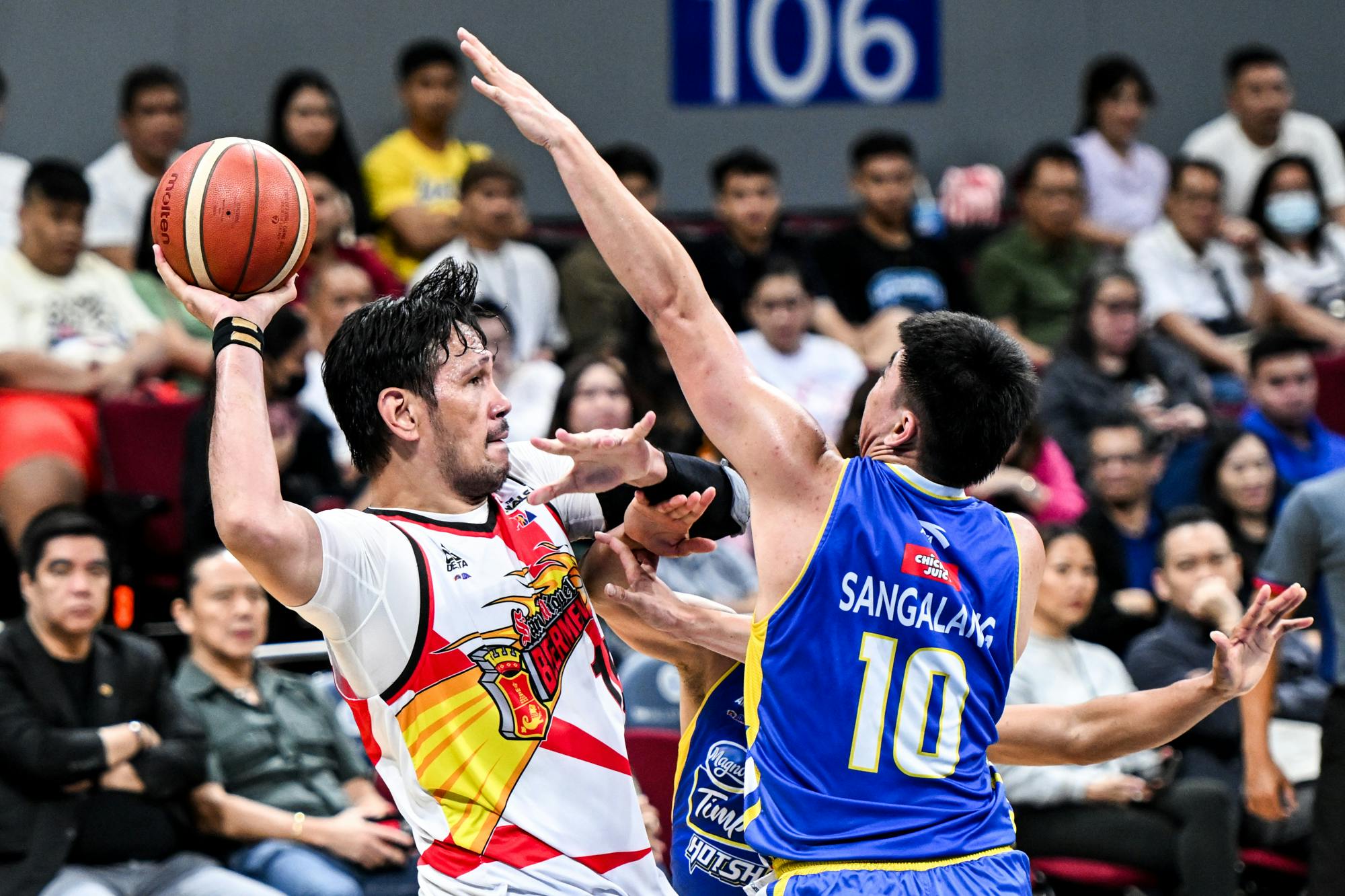 PBA: Red-hot San Miguel guns for 3-0 vs. Magnolia