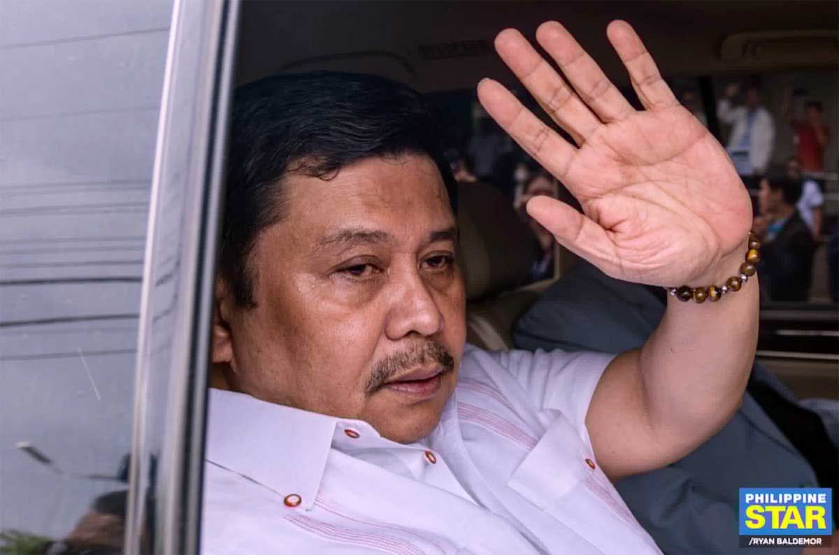 Detained Senator Can’t Hold Public Office – Carpio