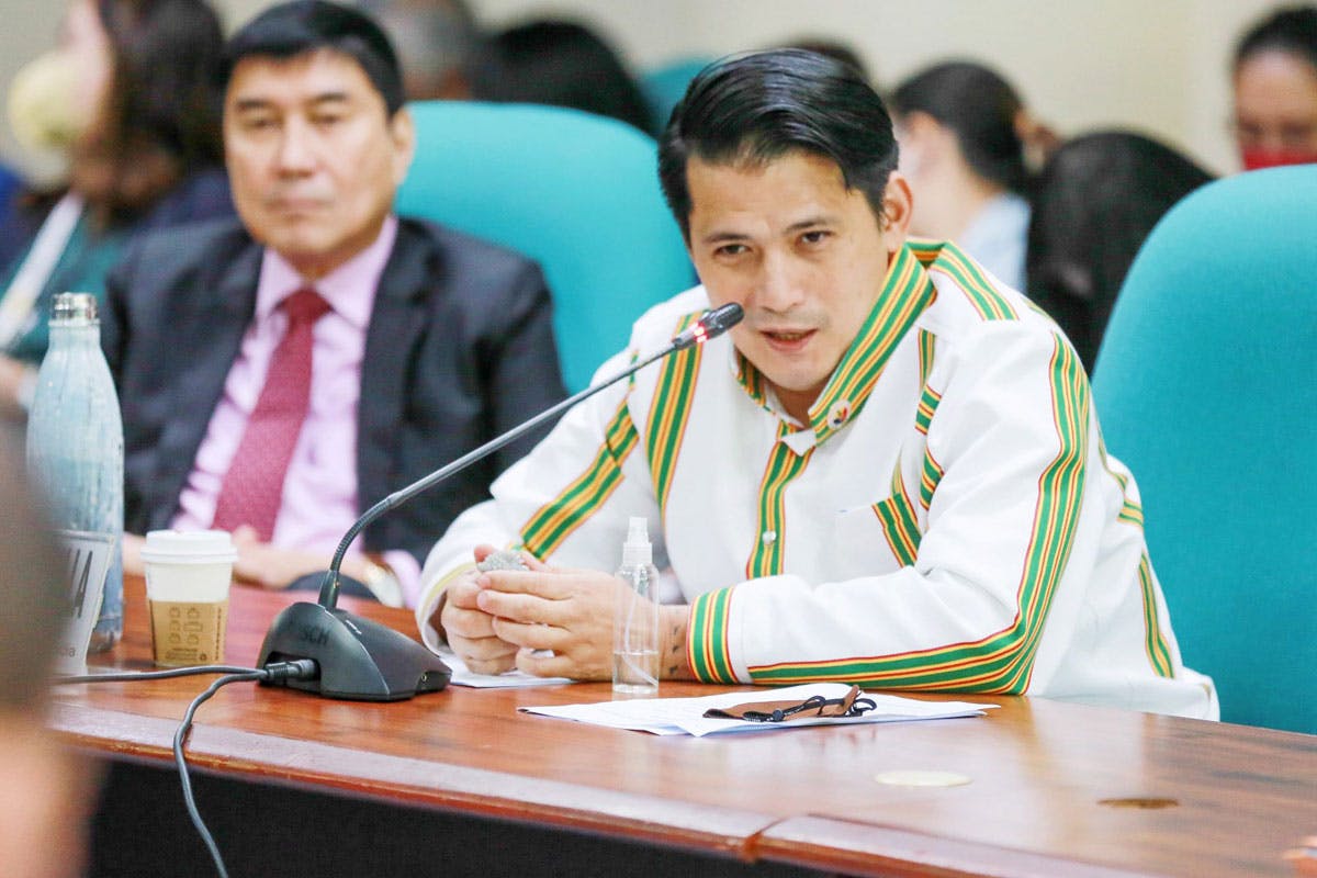 Move To Decriminalize Libel May Cover Only Working Journalists