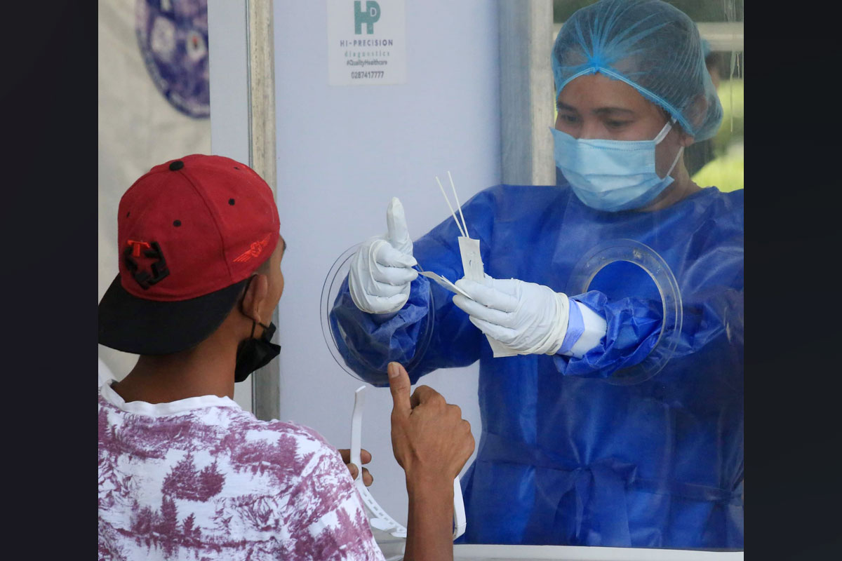 Helath Secretary DUque III inspects Jose Reyes Hospital