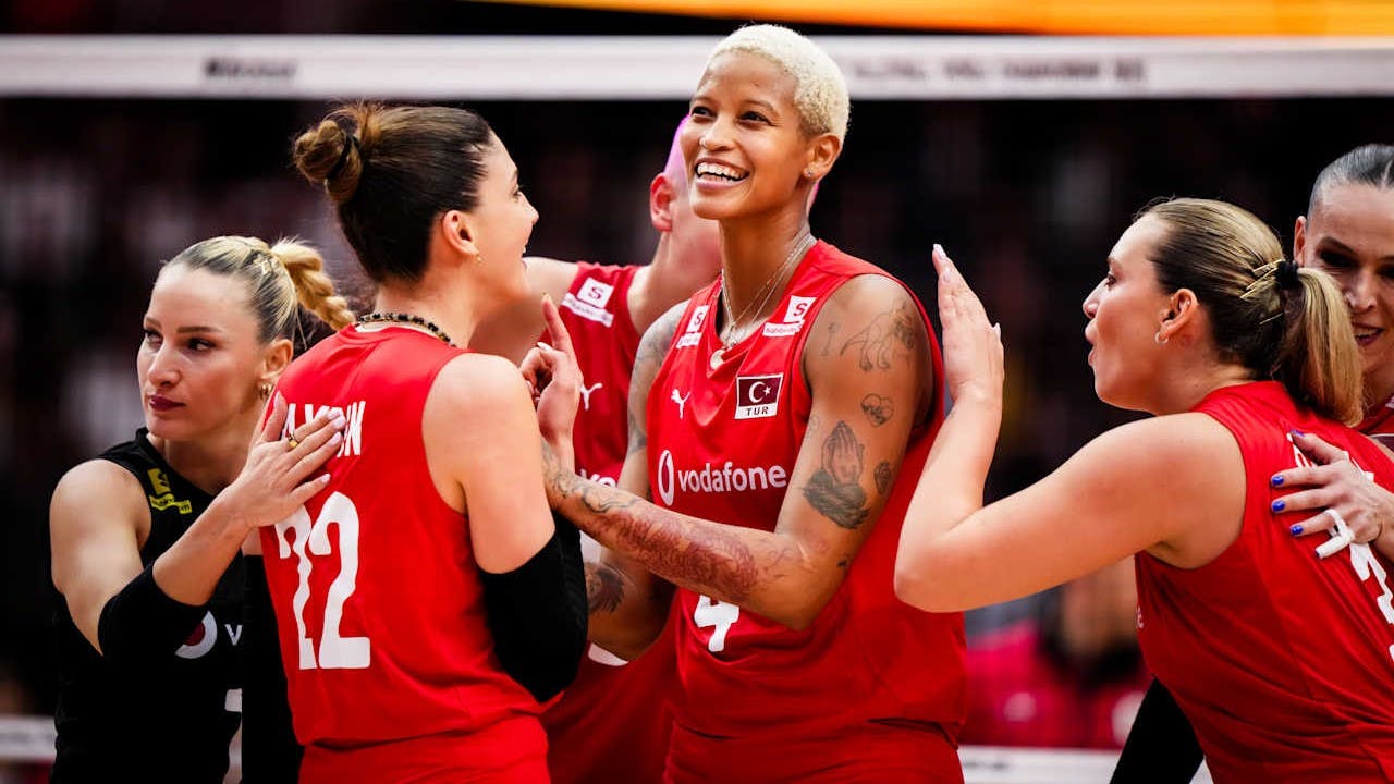 Melissa Vargas stars as Turkey foils Japan to make first-ever FIVB World Championship Finals