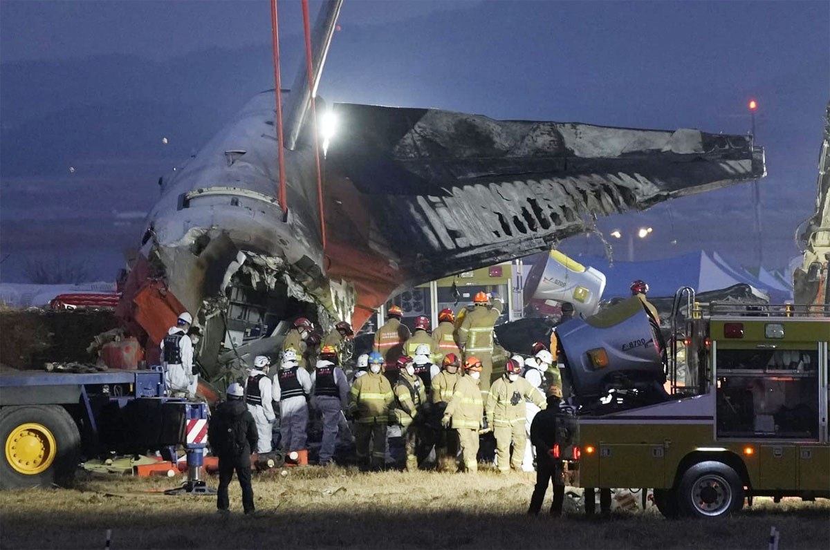 Fiery Plane Crash Kills 179 In Worst Airline Disaster In South Korea ...
