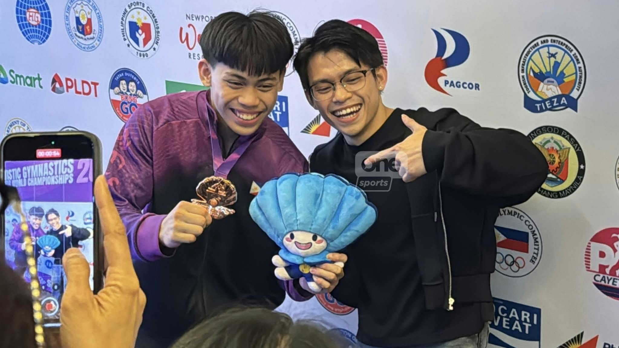 Bemedalled gymnast Eldrew Yulo shrugs off comparisons to kuya Caloy: ‘I don’t care’