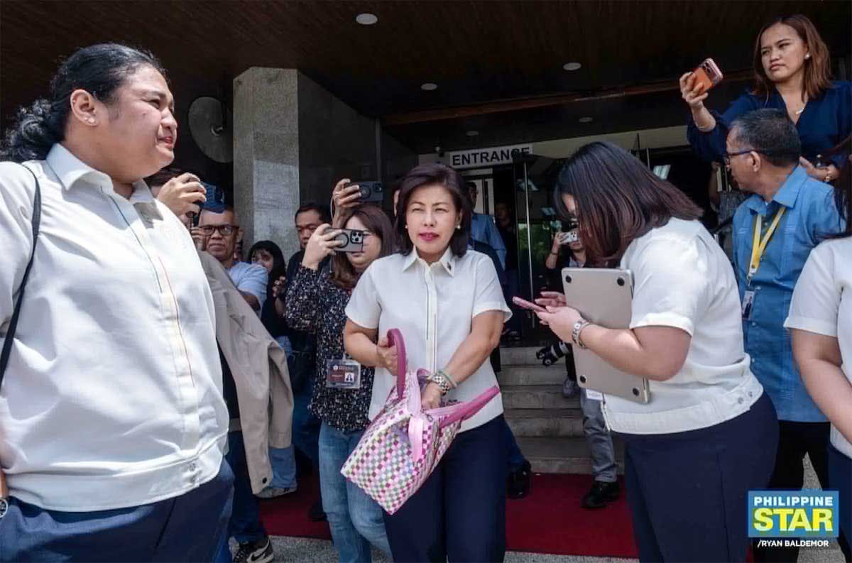 VP Duterte’s Aide Visits Senate: Prepare For Typhoon Inday