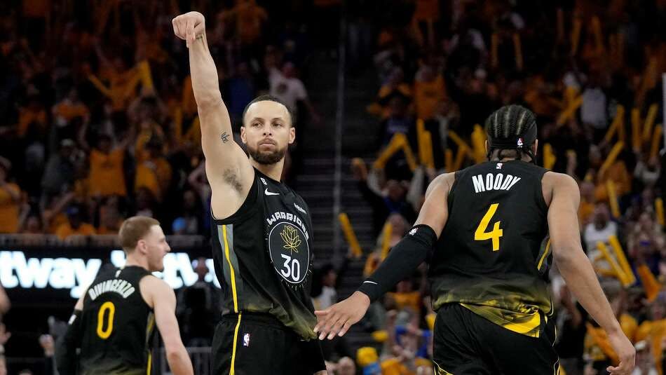 Stephen Curry calls out Draymond Green suspension as Warriors bounce back  vs Kings | OneSports.PH