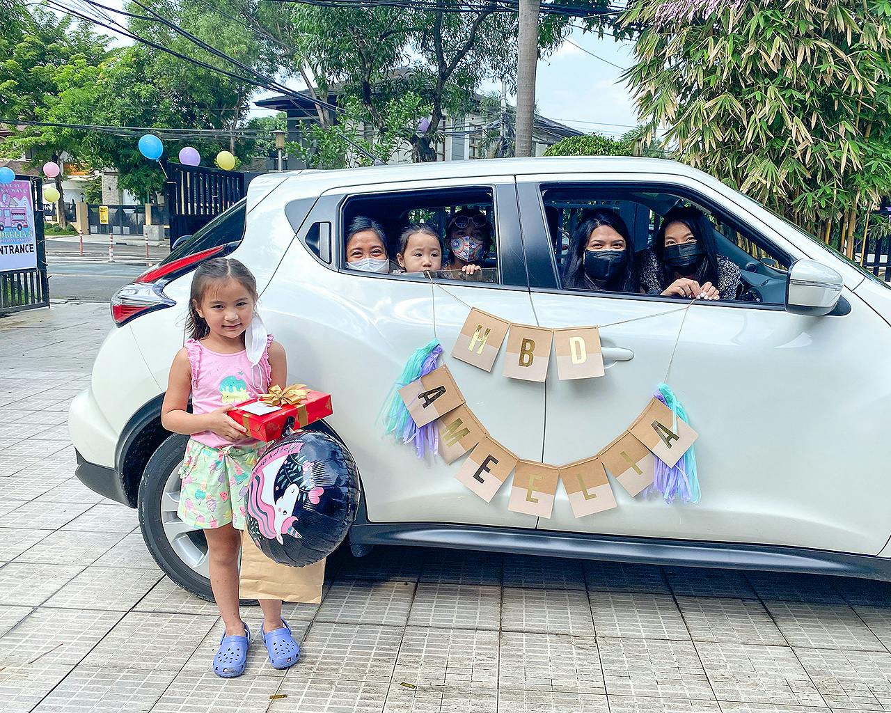 How To Pull Off A Successful Drive-by Party: This Pinay Mom Did It For Her Daughter’s 7th Birthday