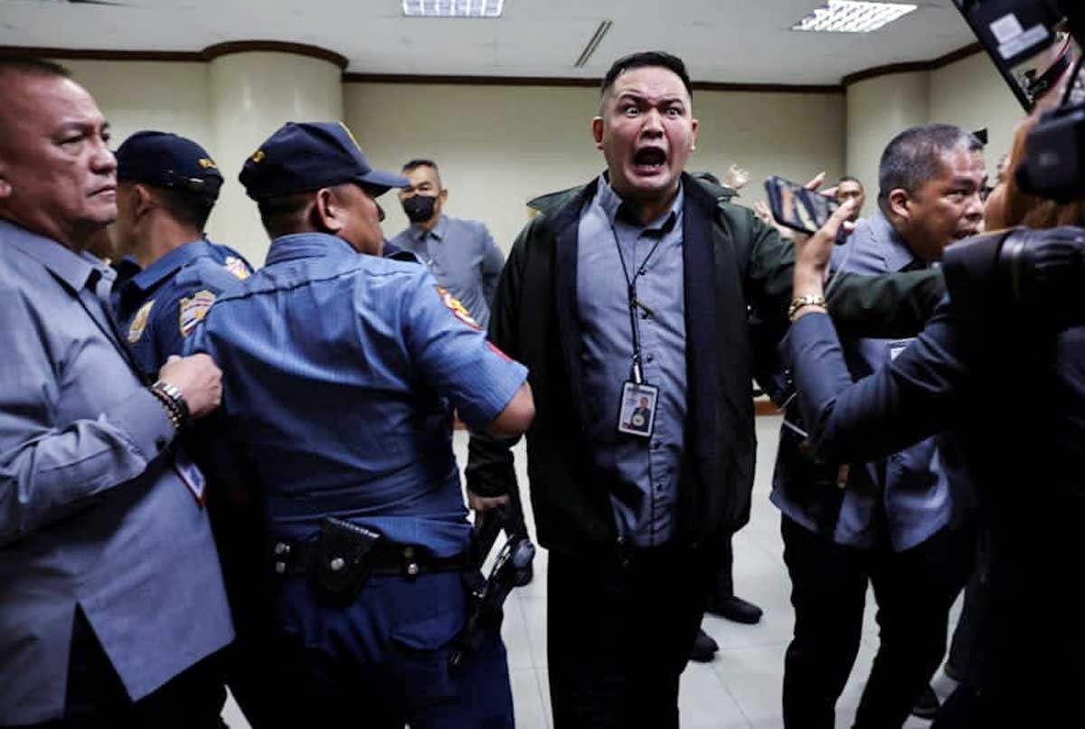WITH VIDEOS | Gunshots Fired In Standoff At Senate Over ICC Suspect Dela Rosa WITH VIDEOS | Gunshots Fired In Standoff At Senate Over ICC Suspect Dela Rosa