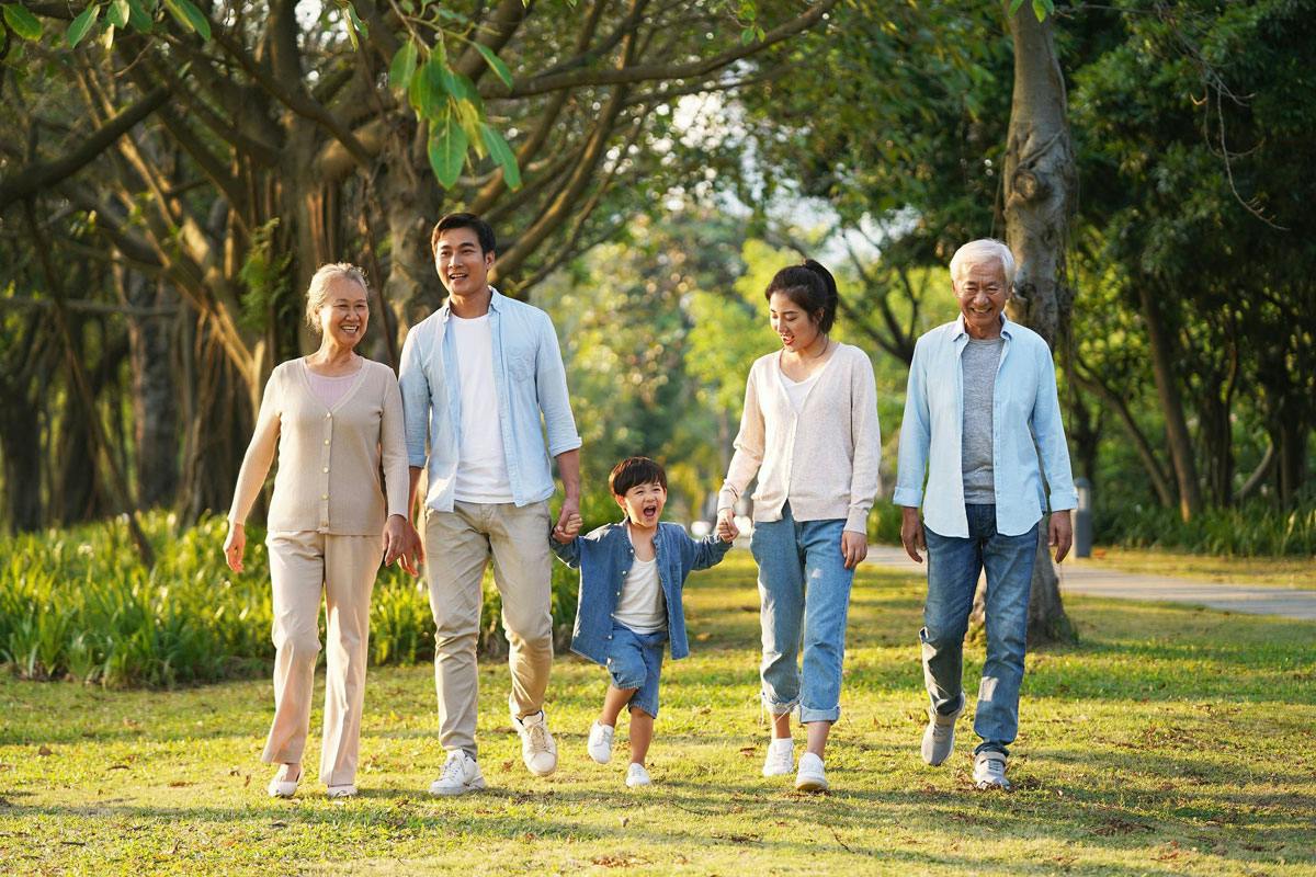 ‘Sandwich Generation’: Time To Break Cycle Of Children Supporting Their Parents 