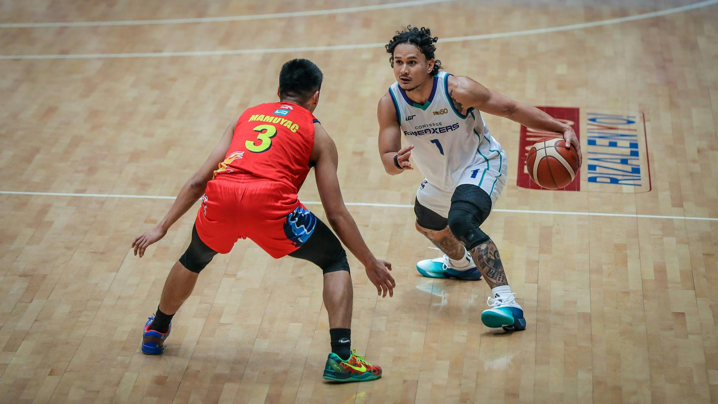 PBA: Juan Gomez de Liaño, Converge push Top 4 drive vs Meralco